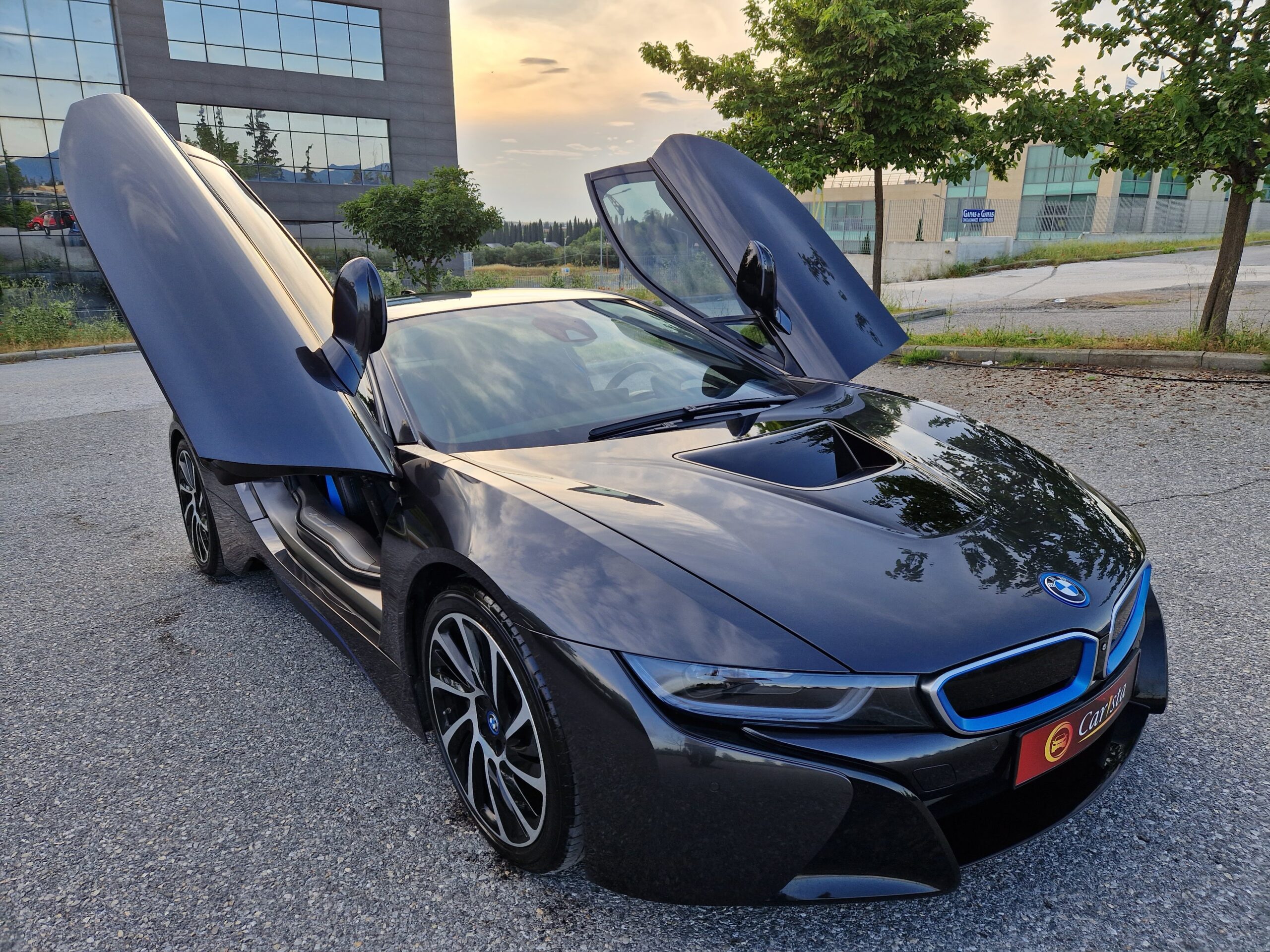 BMW i8