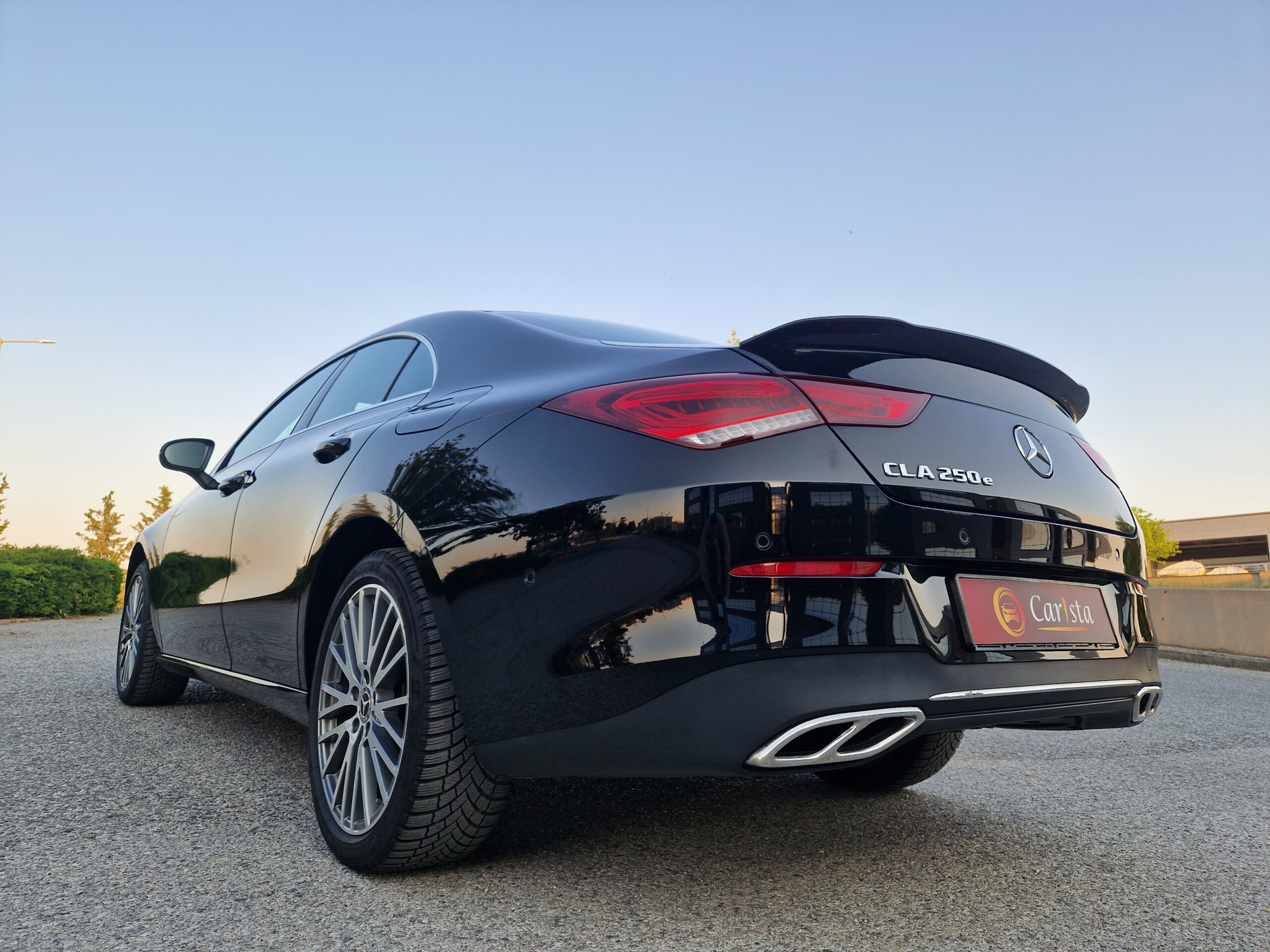 Mercedes-Benz CLA250e AMG Line